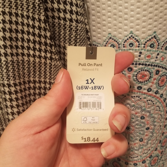 Terra & Sky black and white plaid pants - Picture 3 of 7